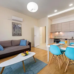 Apartment Krolewska, Krakow